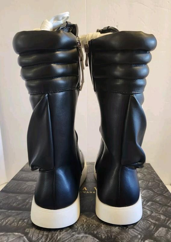 Azalea Wang Tony Black OLD SCHOOL THROW BACK FLAT SNEAKER W Zip Pocket Size 9