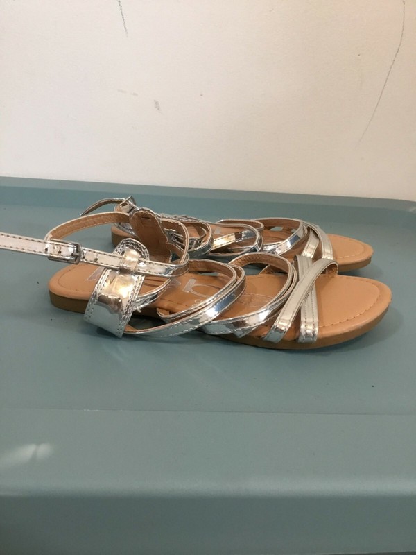 Babe Girls Sandals Ankle Strap Silver Size 2