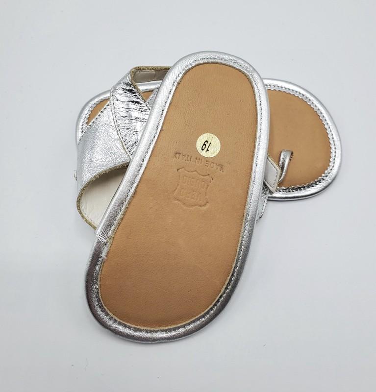 Baby Chick Baby Girls' Lightweight Leather Sandals Size 3.5 US / 19 EU NWOB