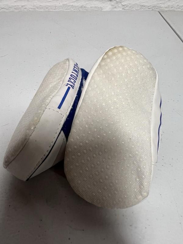 Baby Fanatic- 0-3 Months Baby Kentucky Wildcats Slip On Shoes