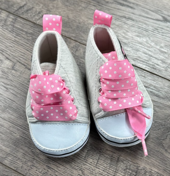 Baby Girl Clothes Nwot Disney 3-6 Month Minnie Mouse Shoes