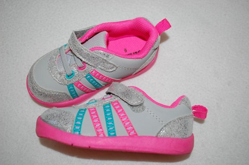 Baby Girls Athletic Shoes GRAY PINK TEAL SILVER Easy Fasten SIZE 2 3 4 5 6