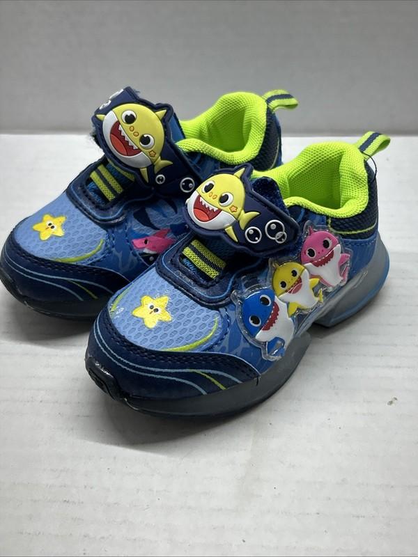 Baby Shark Toddler Light Up Tennis Shoes Sneaker Boys Girls Size 5