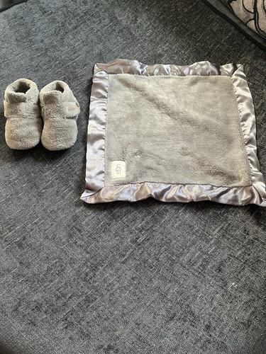 Baby Ugg Boots (Soft Bottoms) & Baby Mini Blanket/Comforter - Size 3- 6 months