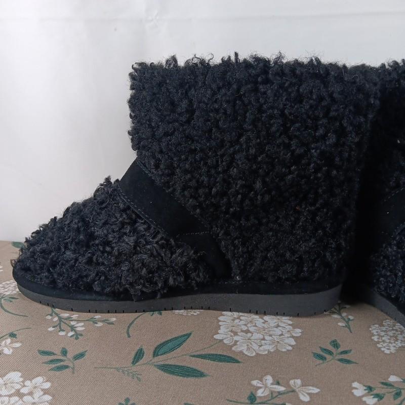BEARPAW Big Girls' Treasure Youth Black Wool Blend Boots - Size 5Youth