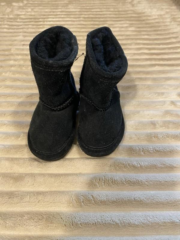 Bearpaw Black Suede Toddler Boots Size 5