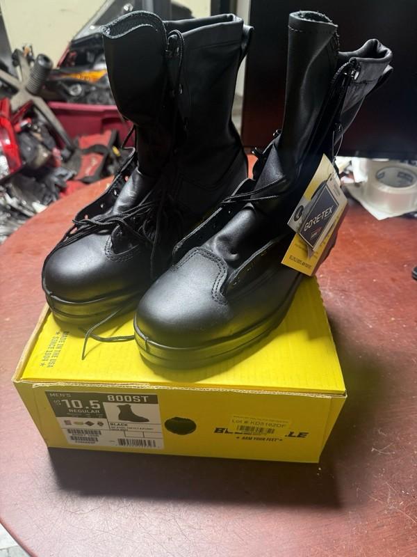 Belleville Men’s Black 800 ST 8” WP Steel Toe FLT & Flight Deck Boot SIZE 10.5 W