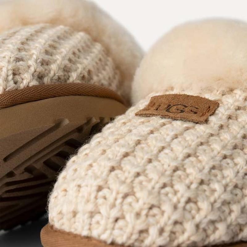 BEST PRICE UGG Women's Cozy Slippers AUTHENTIC NEW WITH BOX FULL SIZE US