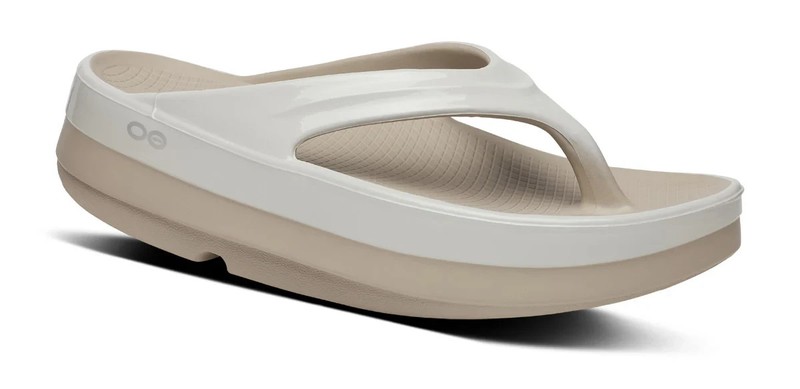 BIG DEAL OOFOS OOmega OOlala Women’s Stacked Recovery Comfort Slide Sandals Fog