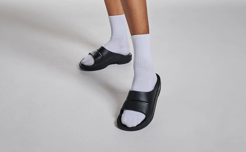 BIG SALE OOFOS Women's OOahh Slide Sandal US Sizes Black