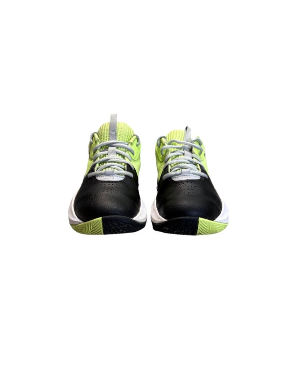 Black Under Armour With Gold Accents Boys Size 2Y Art 3028514-003 EUC