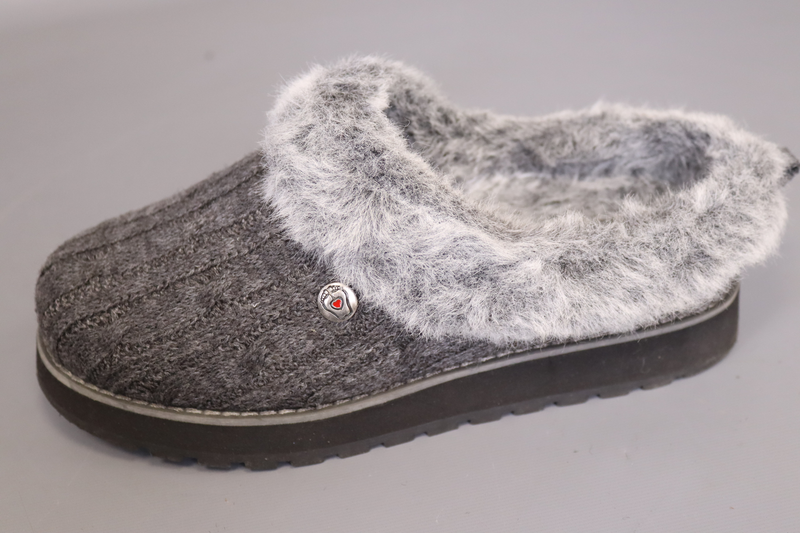 BOBS From Skechers Women's Keepsakes Ice Angel Slipper 6.5 B(M) US - 31204 CCL