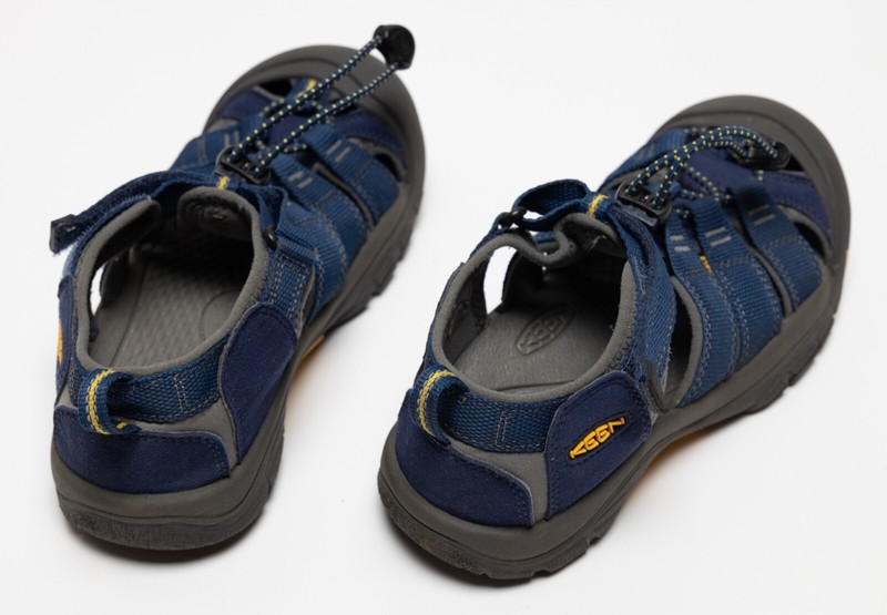 Boy's Kid's Keen Newport H2 Sandals Shoes Hiking Trail Waterproof Size US3 US 3