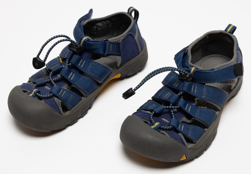 Boy's Kid's Keen Newport H2 Sandals Shoes Hiking Trail Waterproof Size US3 US 3