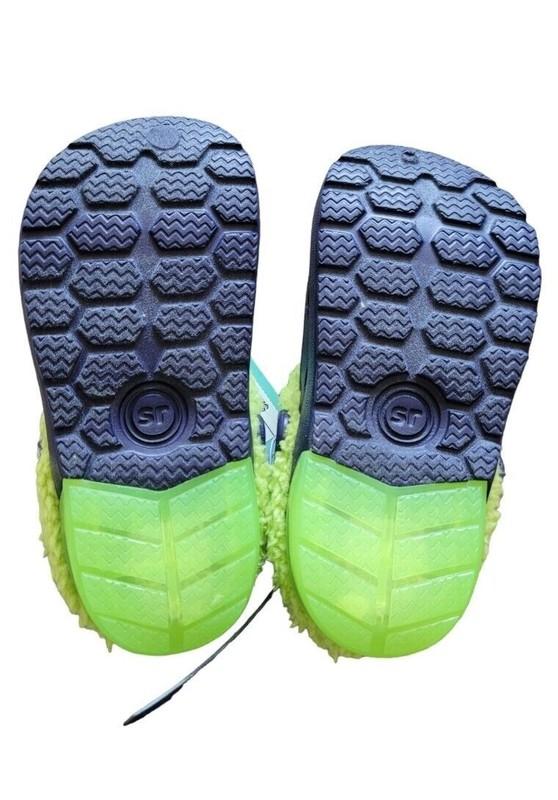 Boy's Light-Up Fur Clog Shoes Size 7M & 9M