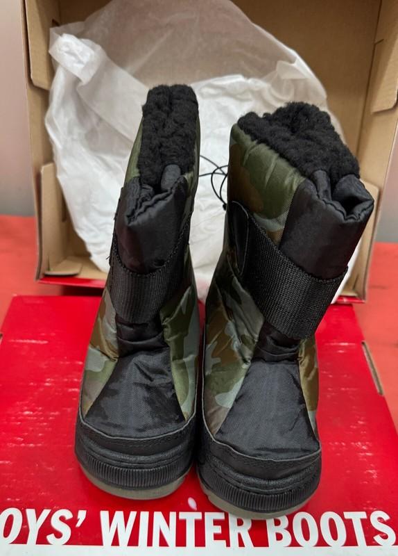 Boy's Winter Snow Boots - TODDLER Size 7 - Camouflage NEW