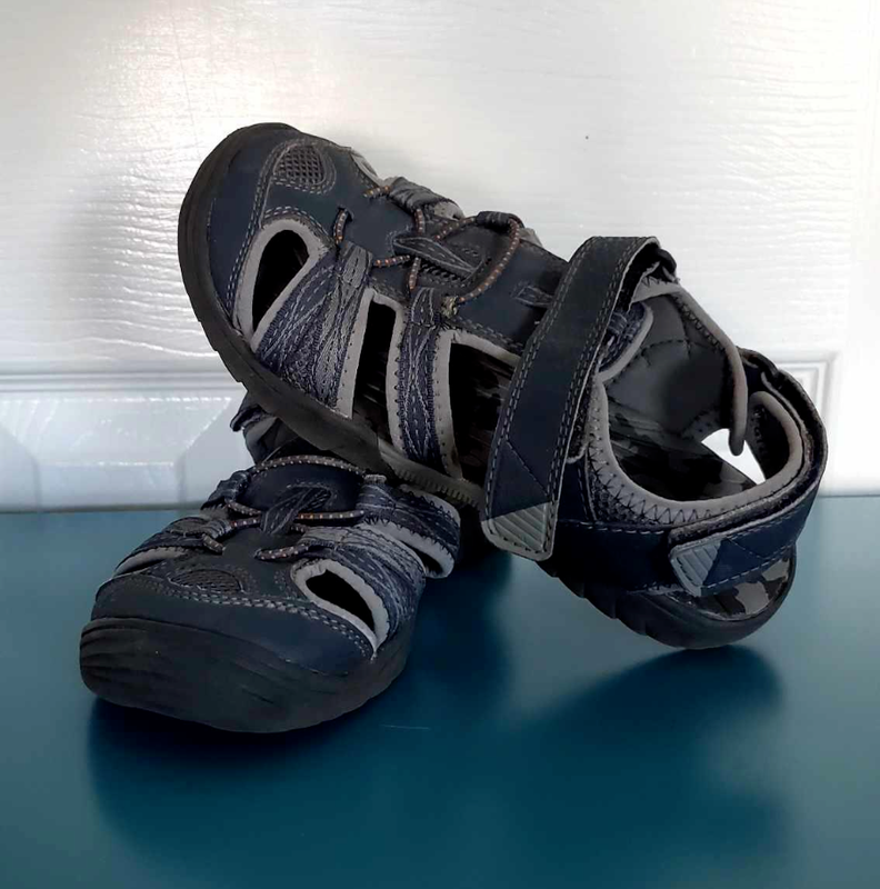 Boys 3 Sonoma Hiking Camping Water Sandals Navy Gray