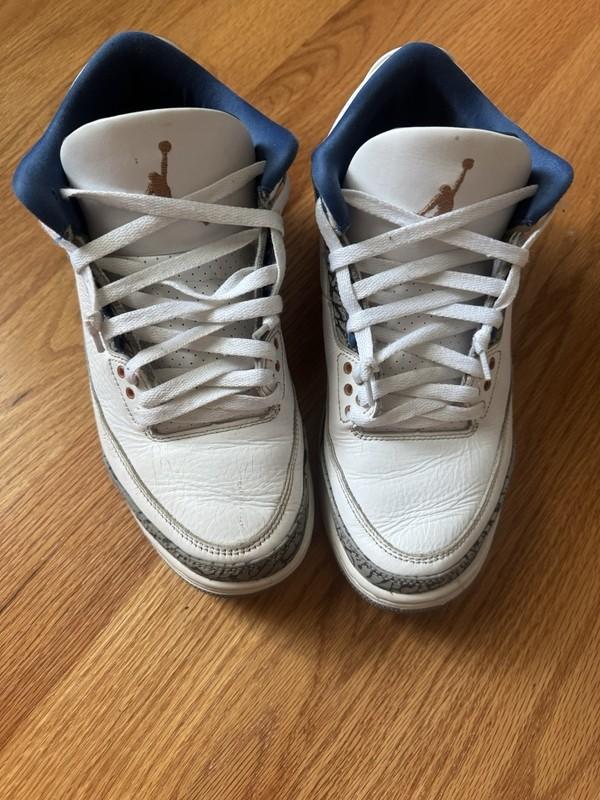 Boys Jordan Shoes 8.5 Preowned