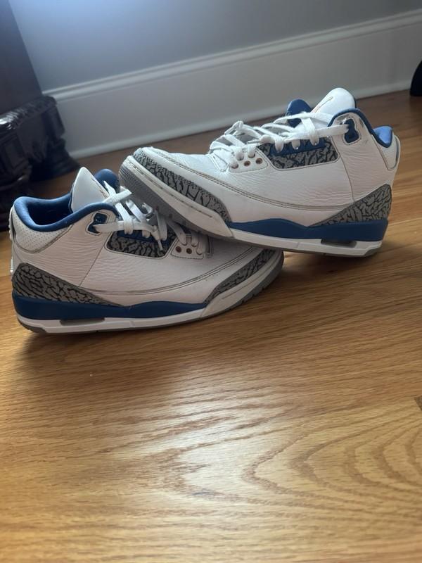 Boys Jordan Shoes 8.5 Preowned