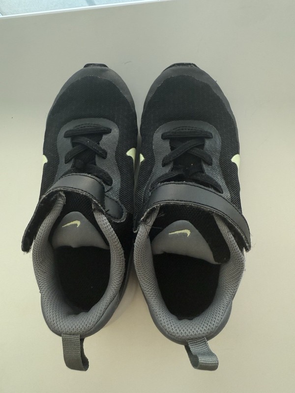 Boys Nike Shoes Size 12 Sneakers