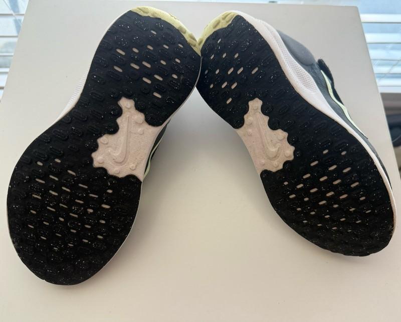 Boys Nike Shoes Size 12 Sneakers