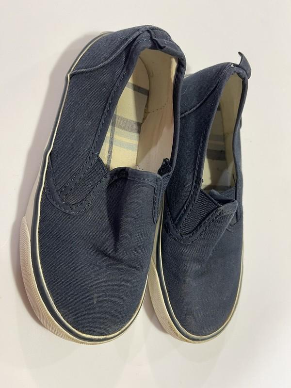 Boys Old Navy Slip On Sneaker Size 3T/3A Dark Blue Dress Shoes Great Condition