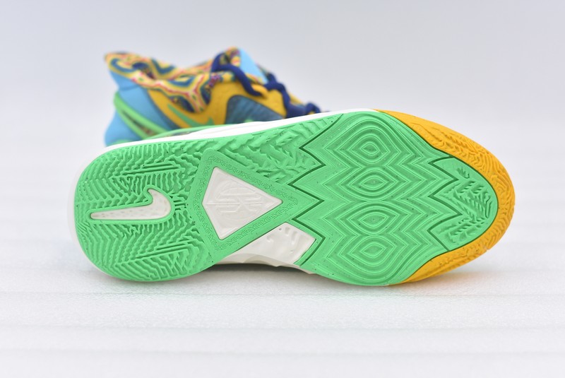 Boys's Nike Kyrie 8 GO SE Sneakers In Baltic Bule/Multi-Clr Size 6.5Y DV3018-400