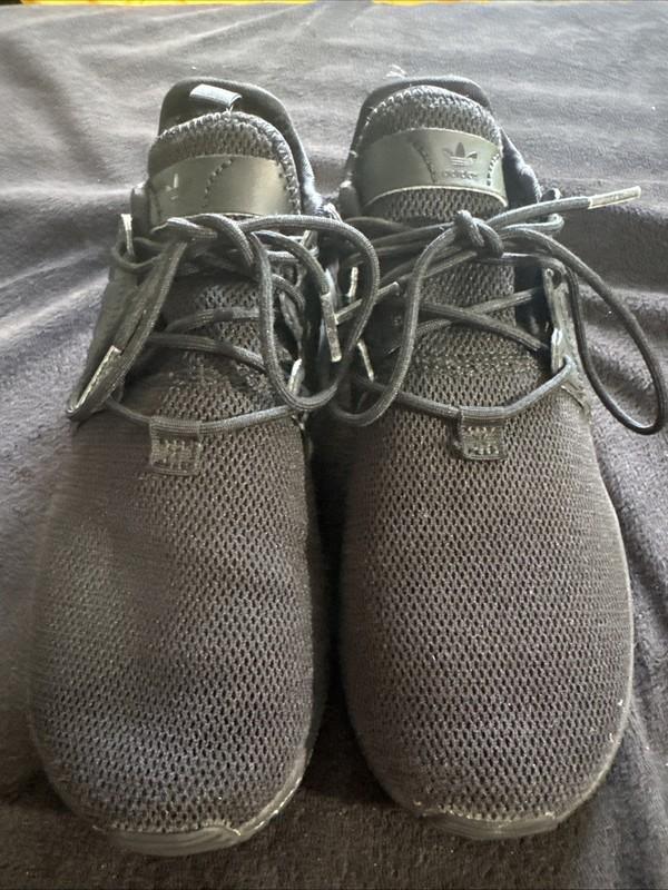 Boys Size 2.5 All Black Adidas Sneakers