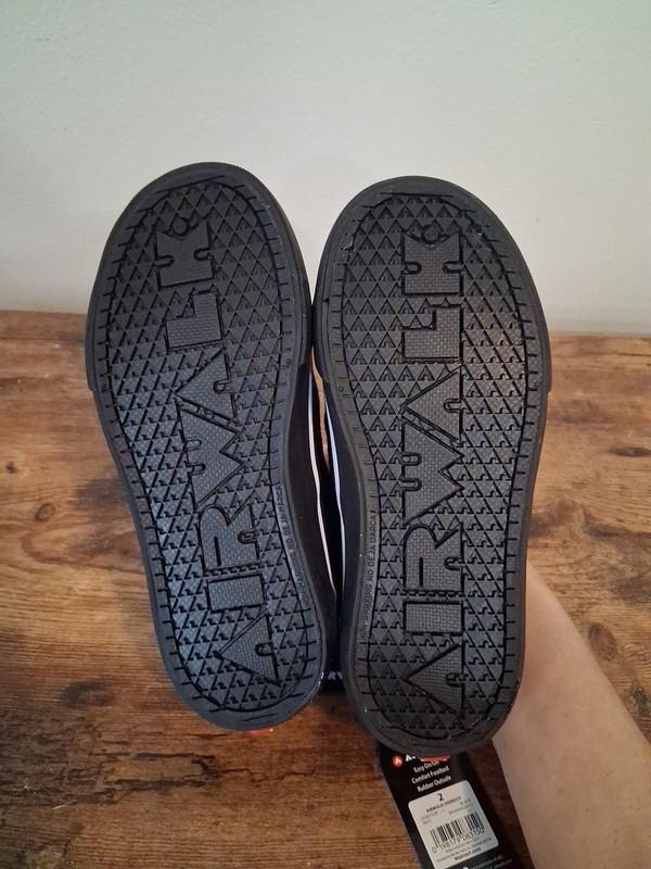 Boys Size 2 Airwalk Skeleton Slip On Shoes NWT