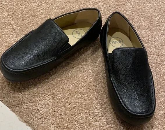 Boys Size 3.5 Nordstrom Loafers Black Nwt