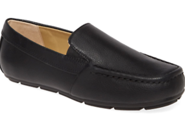 Boys Size 3.5 Nordstrom Loafers Black nwt