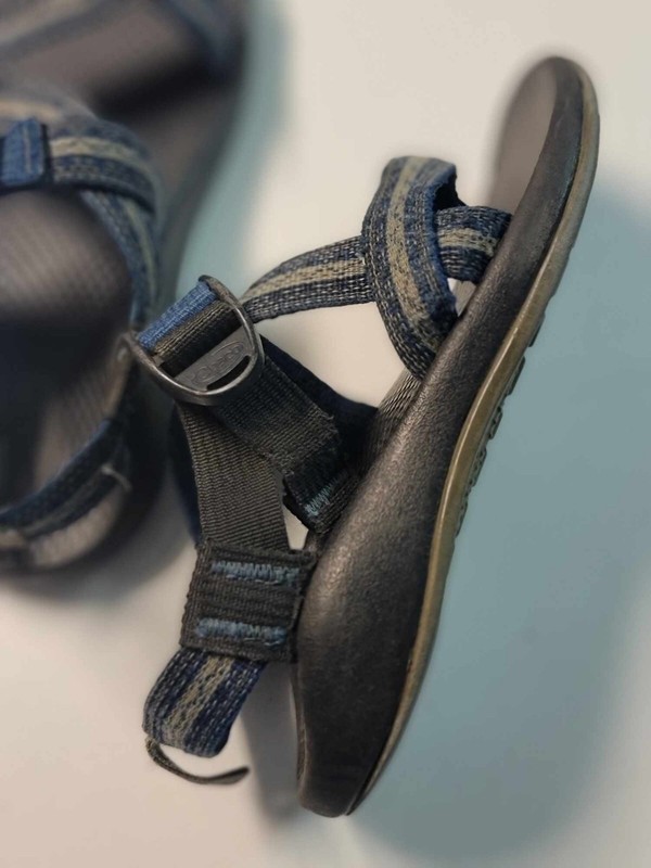 Boys Sz 2 Chaco Kids Blue Pull-Buckle Sport Sandals