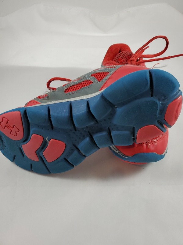 Boys UNDER ARMOUR Athletic Running Sneakers Shoe Size 5 Red/gray