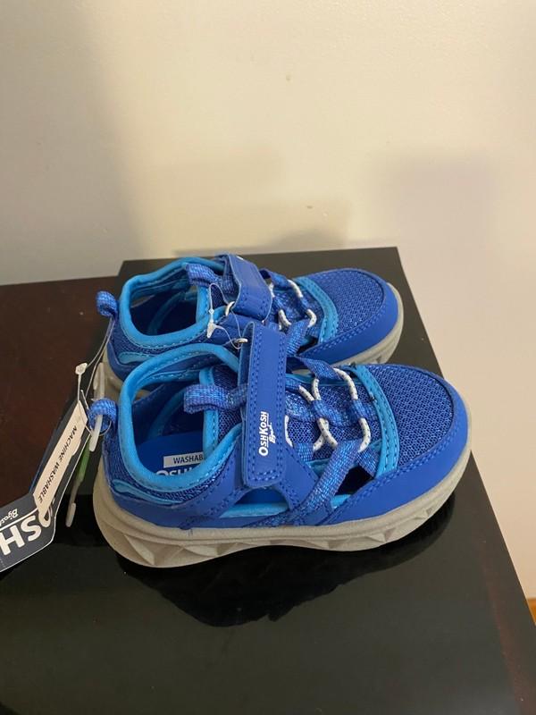 BRAND NEW TODDLER BOYS SIZE 7 OSH KOSH B'GOSH G SANDALS