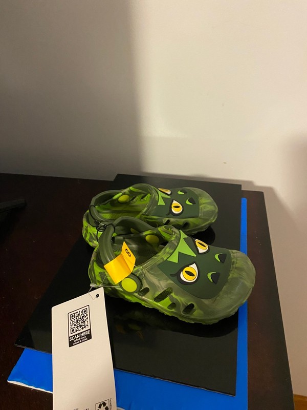 BRAND NEW TODDLER BOYS SIZE 8 MEMBER'S MARK CLOG SANDALS