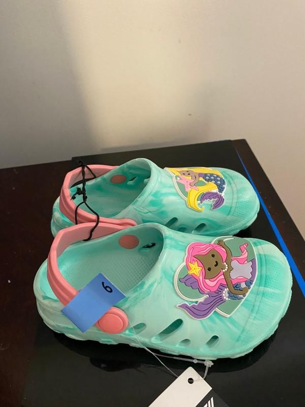 BRAND NEW TODDLER GIRL'S SIZE 9 MEMBER'S MARK CLOG SANDALS