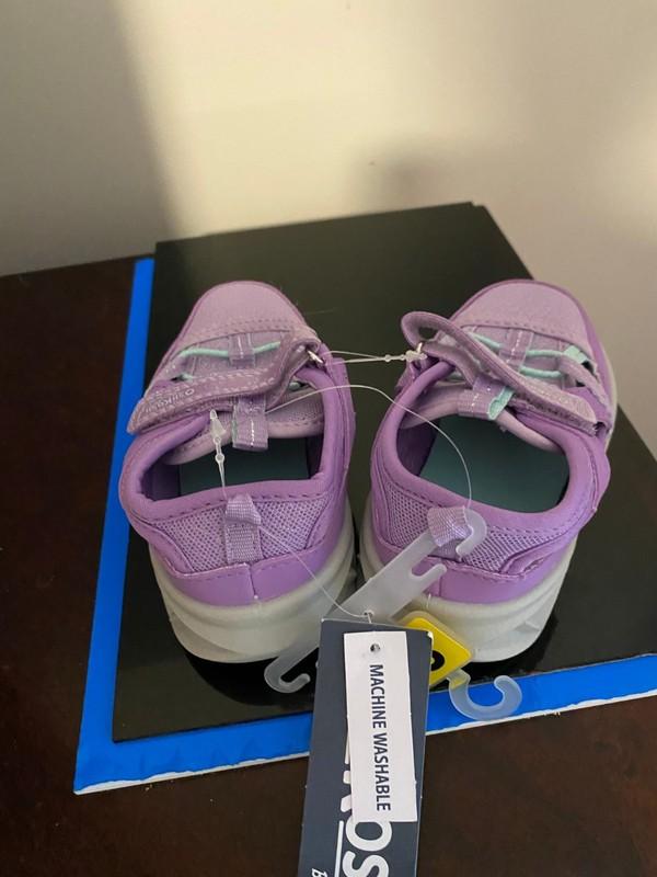 BRAND NEW TODDLER GIRLS SIZE 8 OSH KOSH B'GOSH G SANDALS