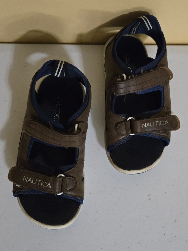 Brown & Navy Blue Nautica Sandals (Slippers) Size 11 Helm Logo Toddler