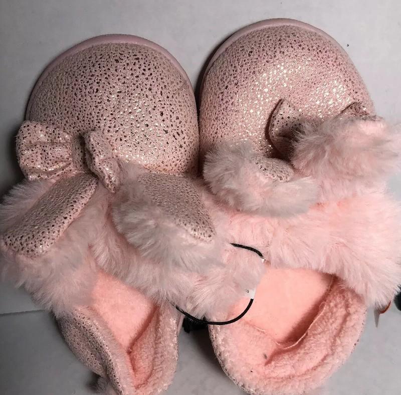 Bunny Slippers Size 7-8 New With Tags. Specify Size One Wonder Nation