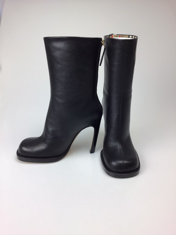 Burberry burling high heel booties 80372011/80373611