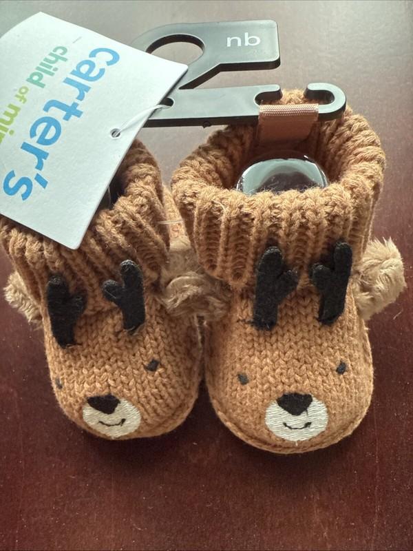 Carter's Baby Unisex Size Newborn Knit Brown Christmas Reindeer Booties NWT