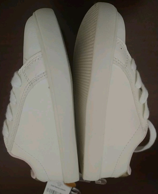 Carter's Kids' Emilia Sneaker Toddler Size 11 White Glitter Heart