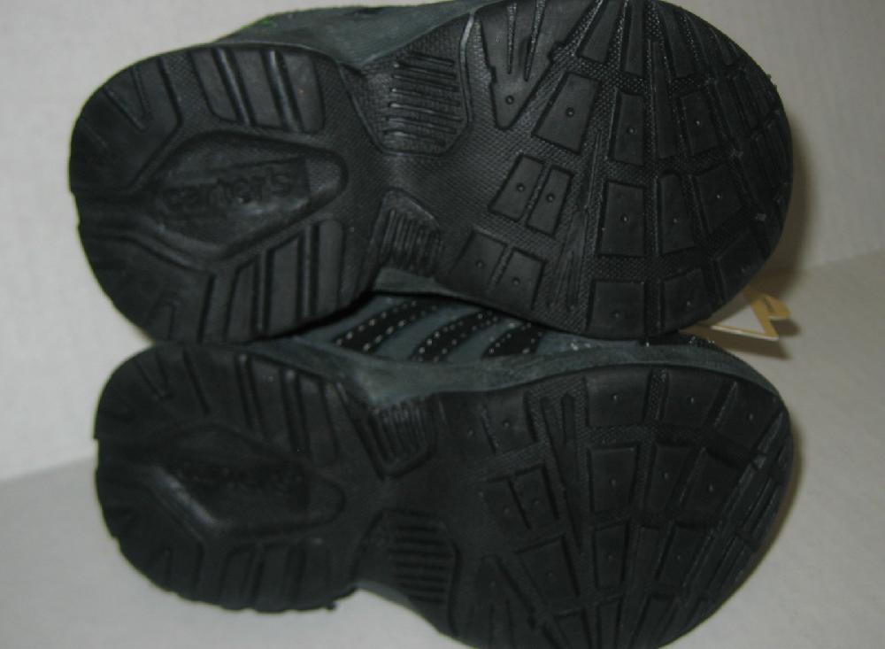 Carter's Toddler Boy Size 5 Athletic Shoes Gray Black & Green NEW