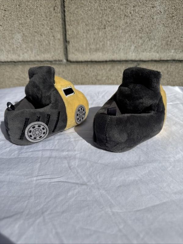 Carter’s Toddler Truck Slippers In Yellow And Grey Size XS 3/4