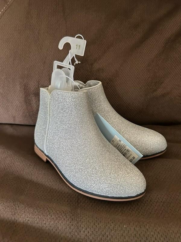 Cat and Jack Girls Silver Boots - Size 11 NEW