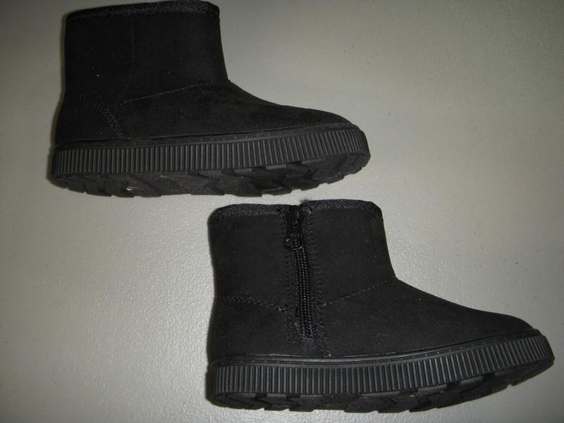 Cat & Jack Arlo Toddler Kids' Shearling Style Side-Zipper Ankle Boots - Black