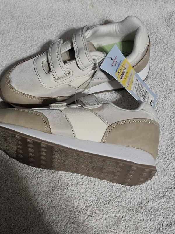 Cat & Jack Child Size 11 Shoe. New With Tags. Tan And Brown
