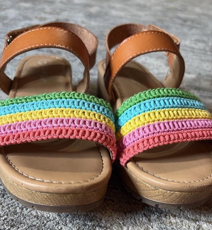 Cat & Jack Girls Size 1 Platform Colorful Sandal