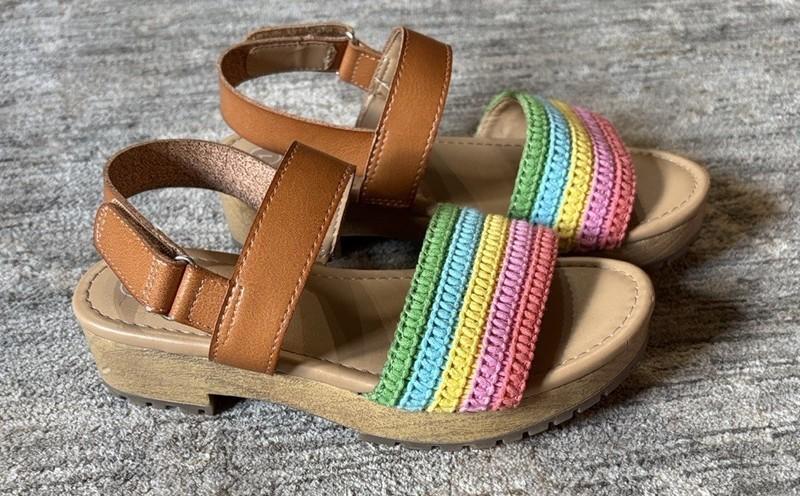 Cat & Jack Girls Size 1 Platform Colorful Sandal