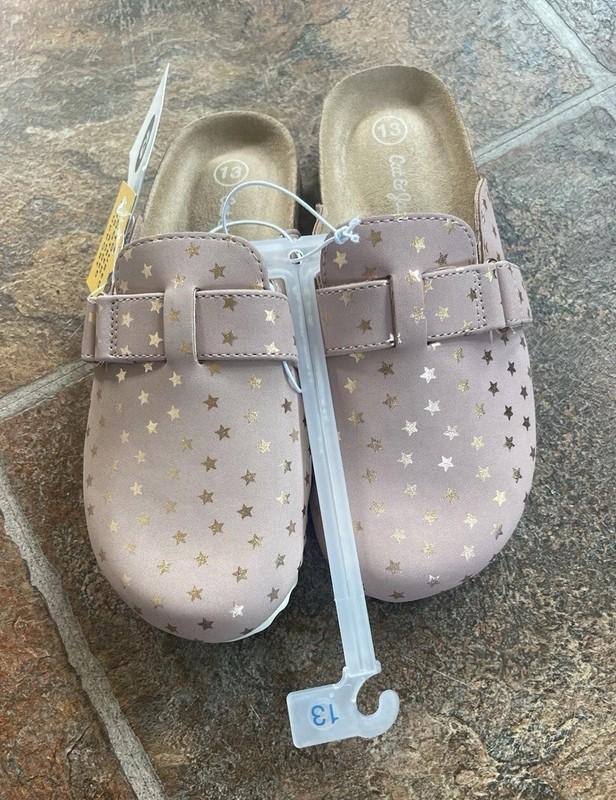 Cat & Jack Pink W/Gold Stars Slip On Sandals Clogs Mules Shoes Girls 13 Footbed